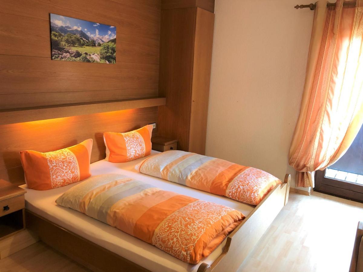 Gaestehaus Am Kurparkweg Hotel ไรท์อิมวิงเคอ ภายนอก รูปภาพ