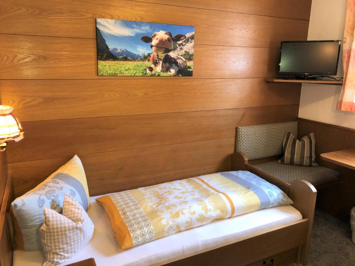 Gaestehaus Am Kurparkweg Hotel ไรท์อิมวิงเคอ ภายนอก รูปภาพ