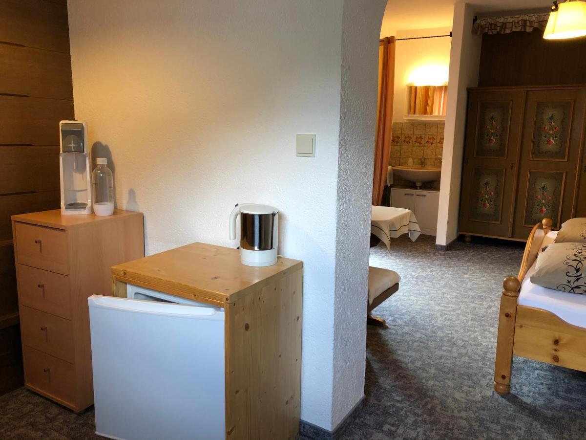 Gaestehaus Am Kurparkweg Hotel ไรท์อิมวิงเคอ ภายนอก รูปภาพ
